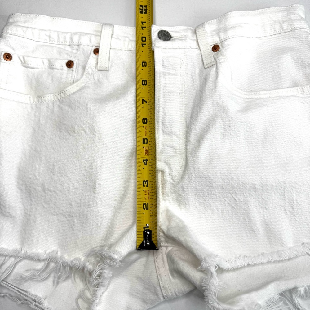Levi’s 501 White Cut Off Shorts Denim Women’s Size 30” - Picture 9 of 14